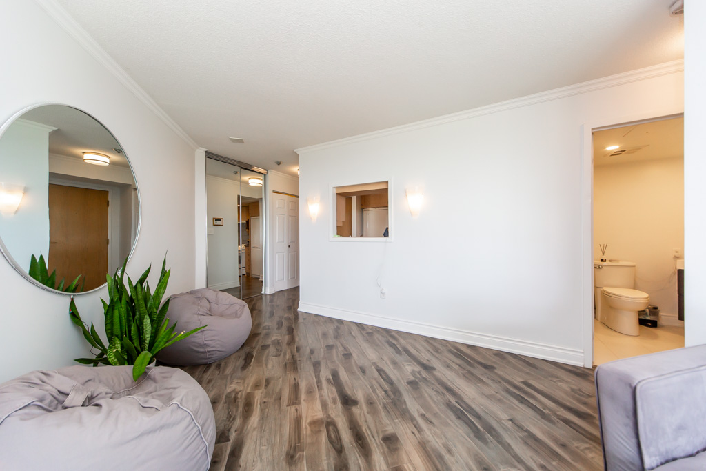 510-5-concorde-place-north-york-24