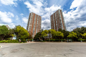 510-5-concorde-place-north-york-3