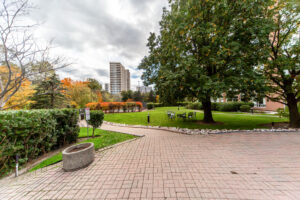 510-5-concorde-place-north-york-52