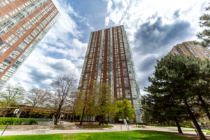 510-5-concorde-place-north-york-7