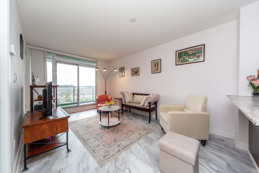709-253-south-park-rd-markham-12