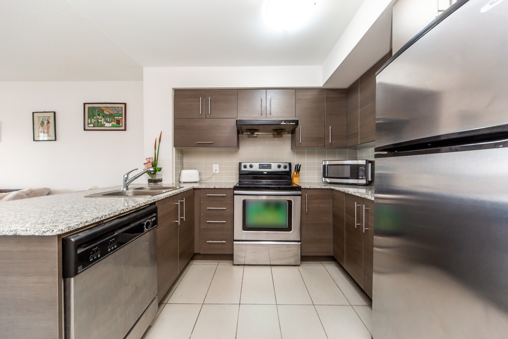 709-253-south-park-rd-markham-24