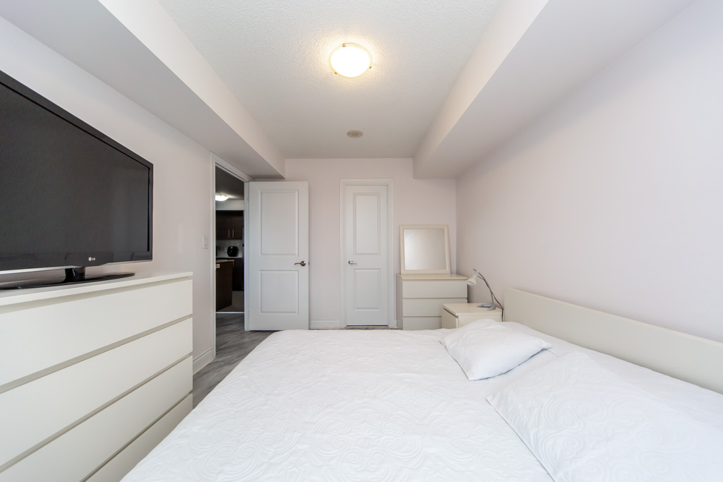 709-253-south-park-rd-markham-27