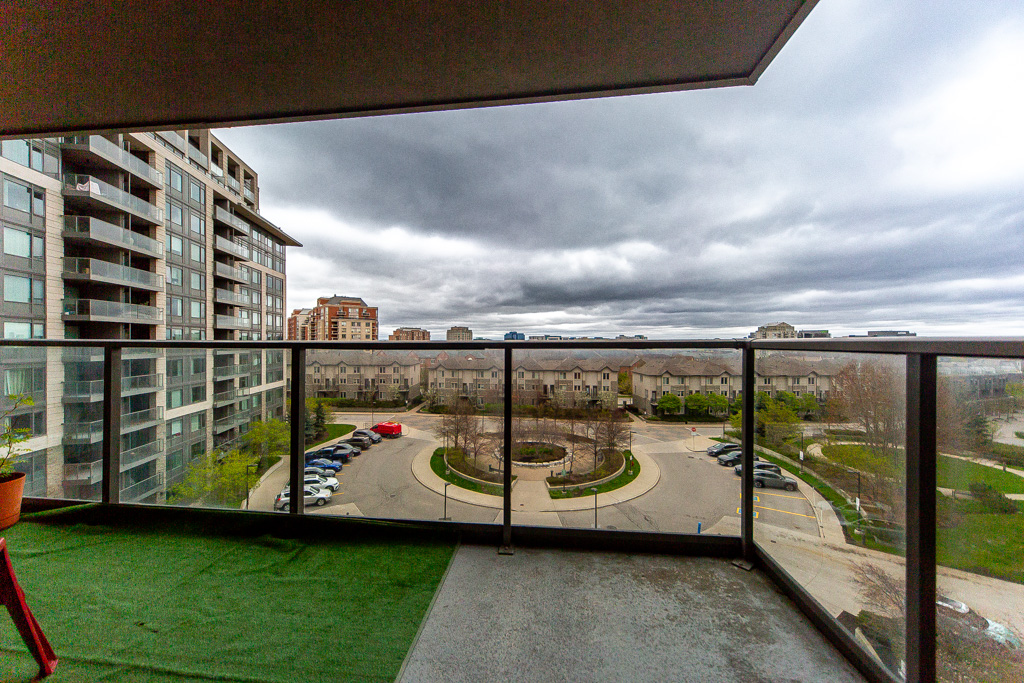 709-253-south-park-rd-markham-33