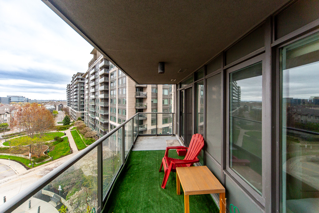 709-253-south-park-rd-markham-36