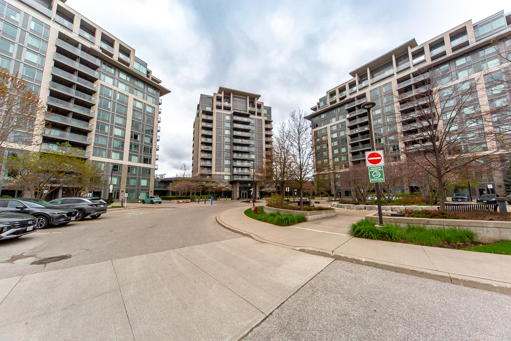 709-253-south-park-rd-markham-4