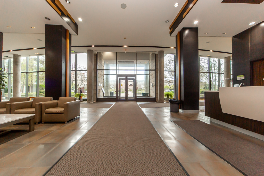 709-253-south-park-rd-markham-7