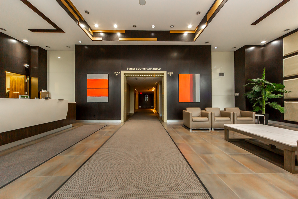 709-253-south-park-rd-markham-9
