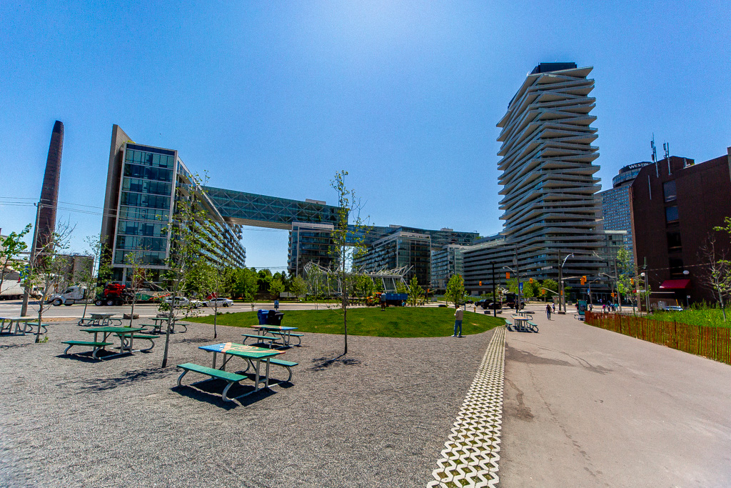 928-29-queens-quay-e-toronto-1