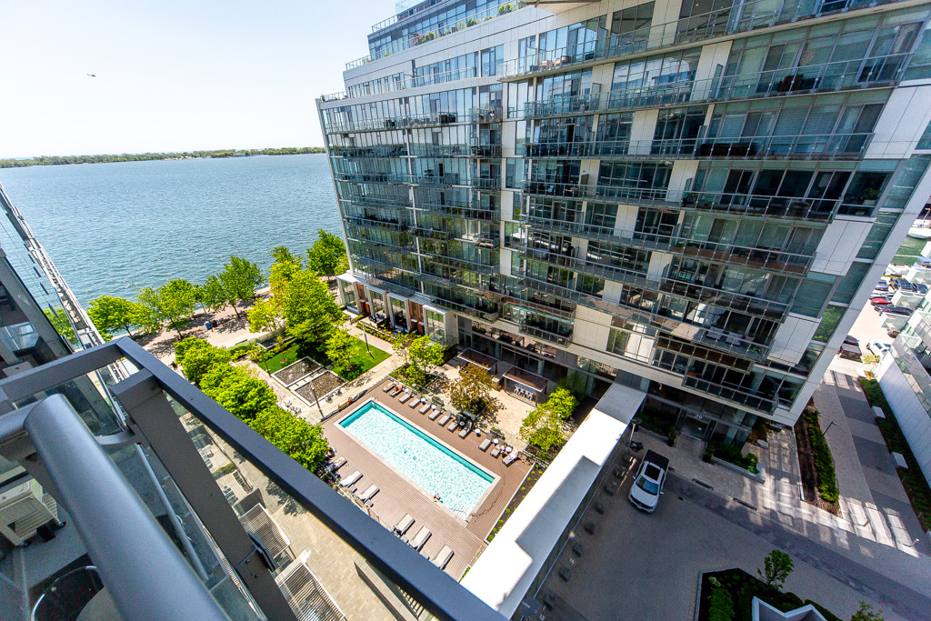 928-29-queens-quay-e-toronto-41
