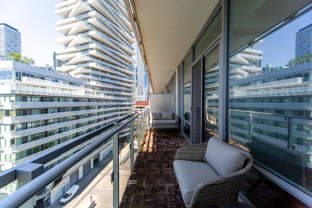 928-29-queens-quay-e-toronto-42