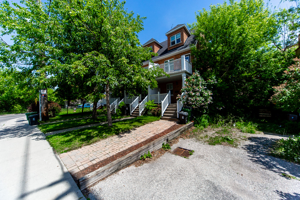 123-enderby-rd-toronto-2