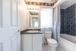 123-enderby-rd-toronto-40