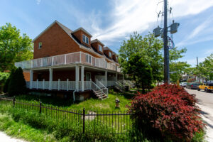 123-enderby-rd-toronto-5