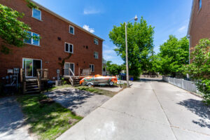 123-enderby-rd-toronto-54