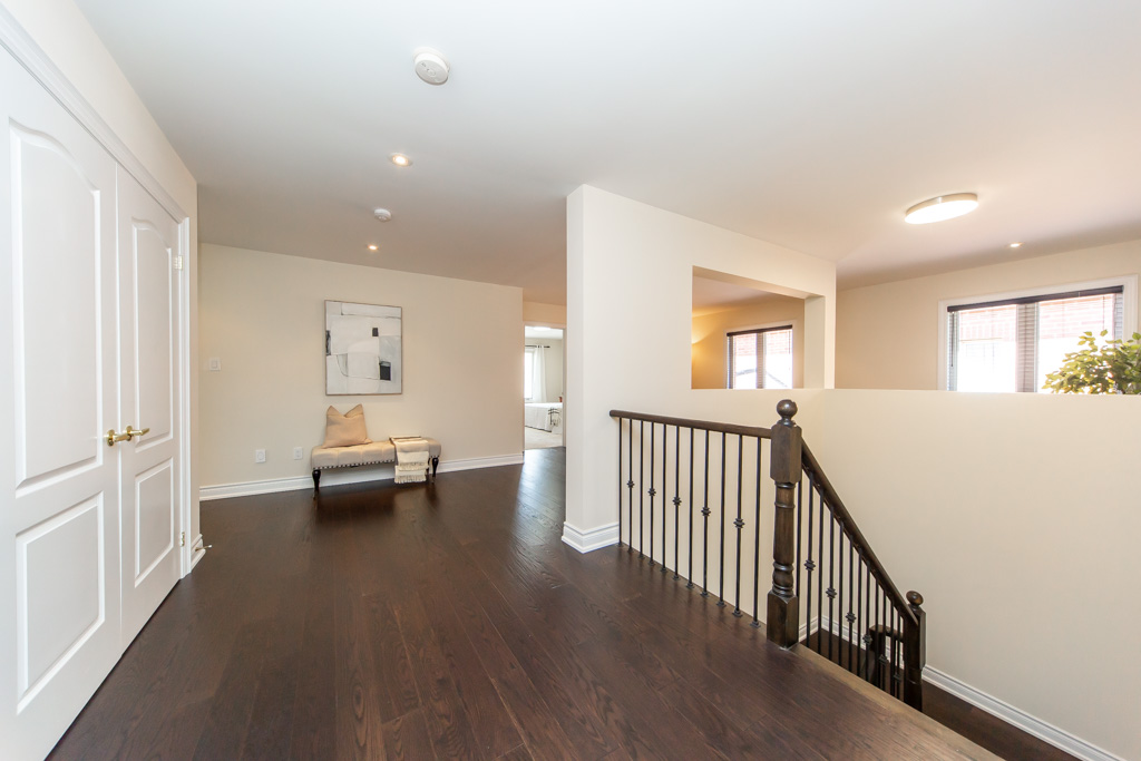 210-upper-post-rd-vaughan-37