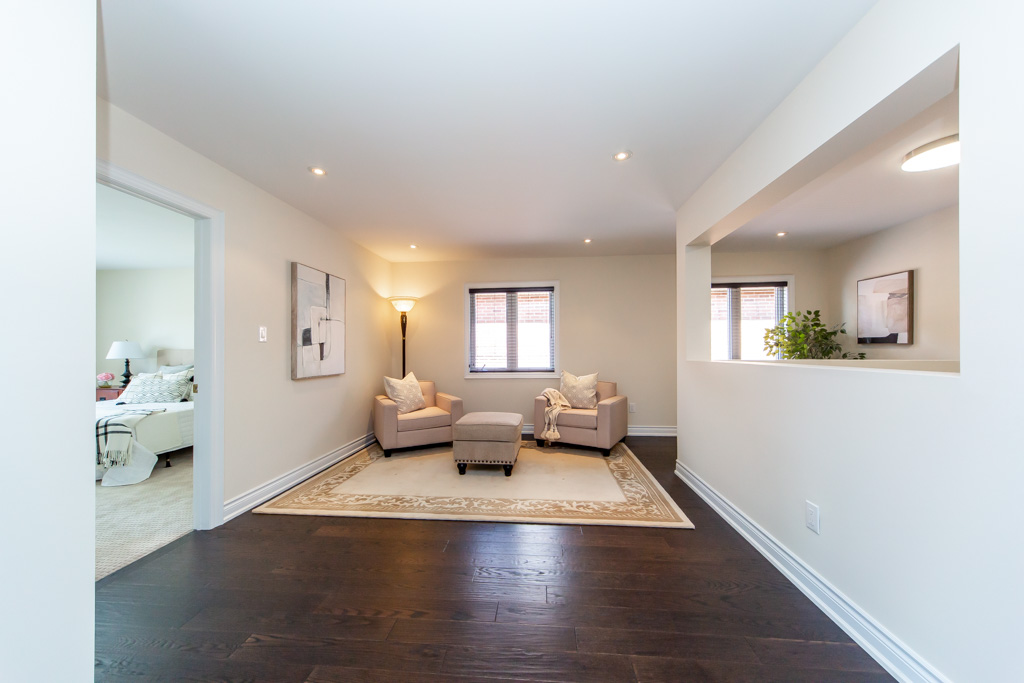 210-upper-post-rd-vaughan-38