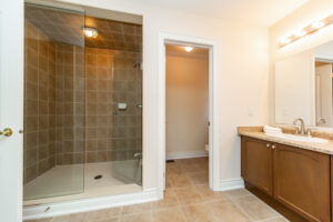 210-upper-post-rd-vaughan-45