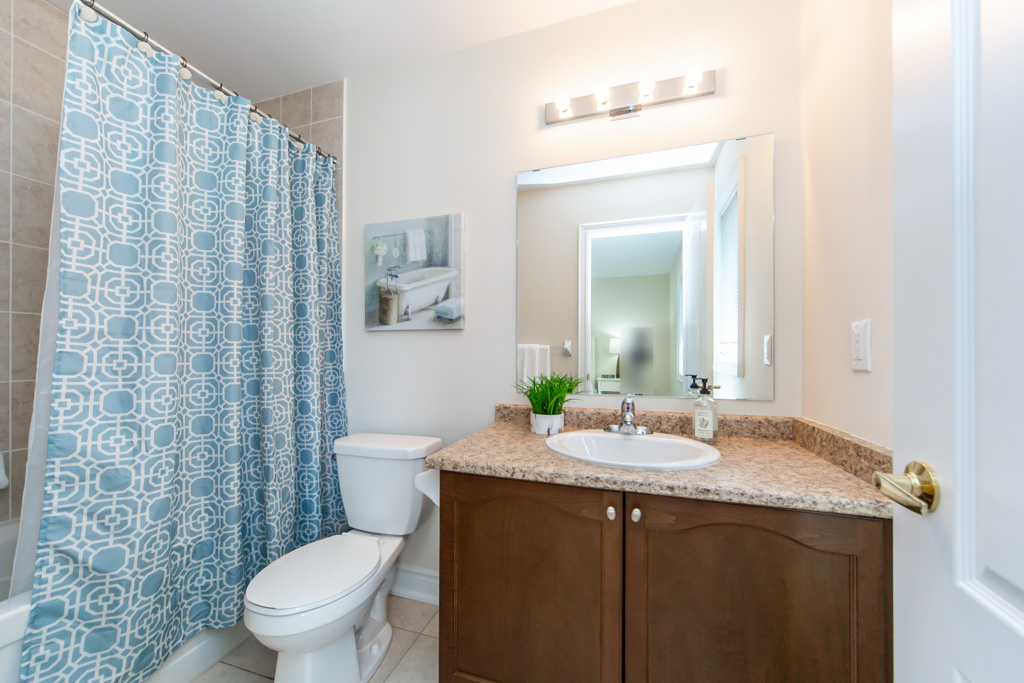 210-upper-post-rd-vaughan-50