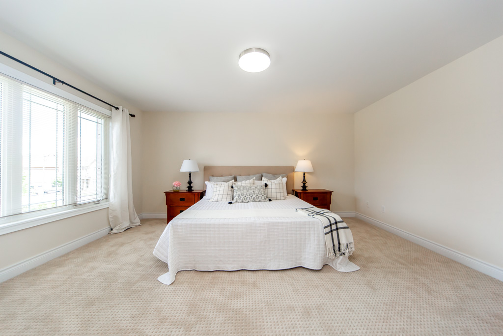 210-upper-post-rd-vaughan-56