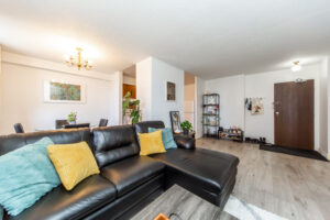 315-100-dundalk-dr-scarborough-17