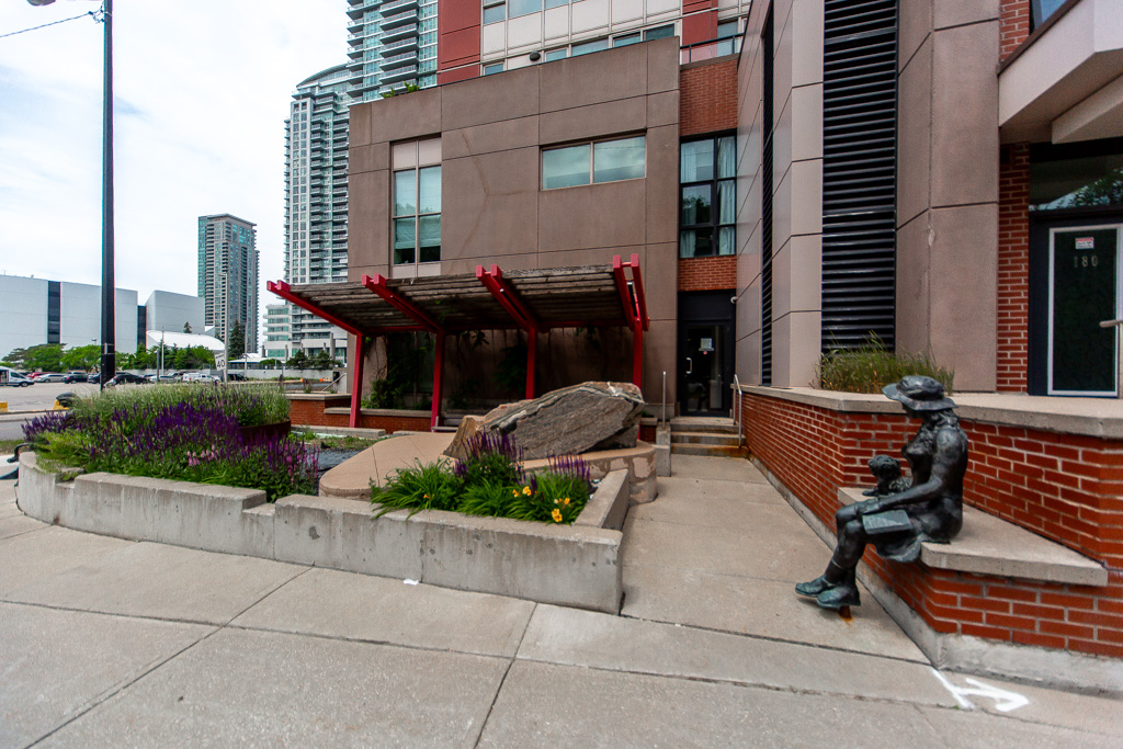 507-190-borough-dr-scarborough-6