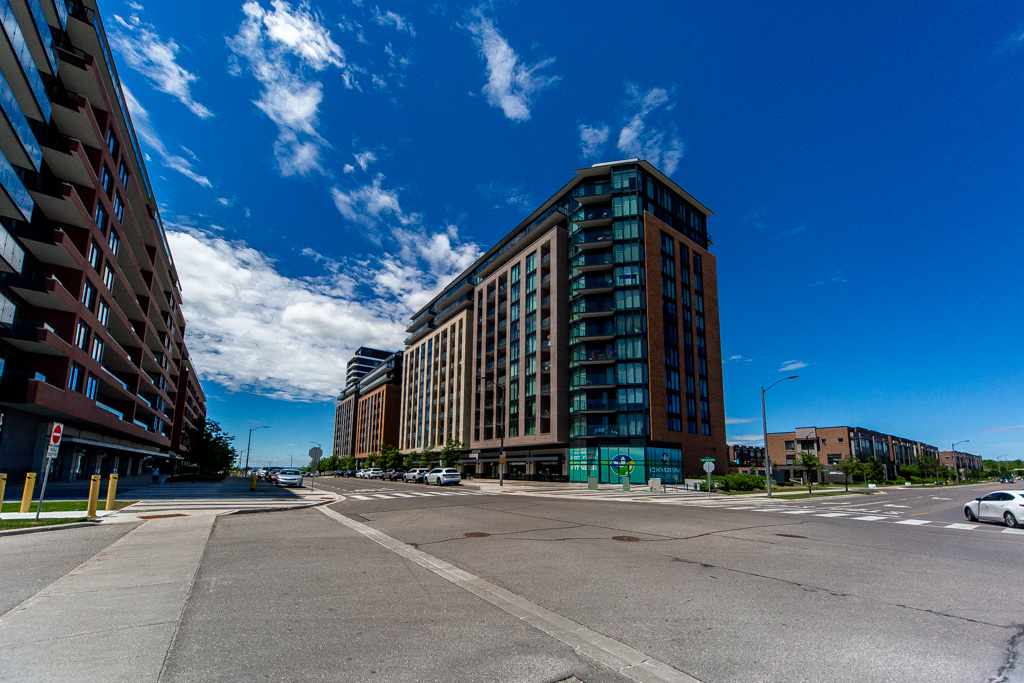 532-100-eagle-rock-way-vaughan-1