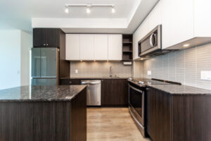 532-100-eagle-rock-way-vaughan-17