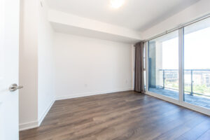 532-100-eagle-rock-way-vaughan-23