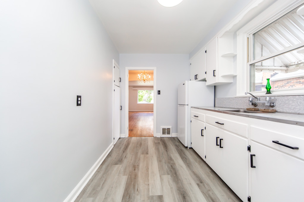 61-yorkview-dr-etobicoke-16