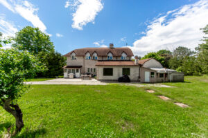 7440-17th-sideroad-schomberg-exteriors-20