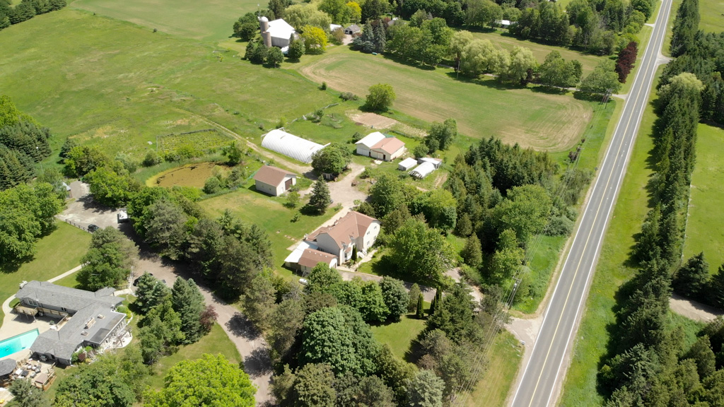 7440-17th-sideroad-schomberg-exteriors-3