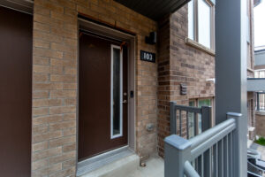 103-1525-kingston-rd-pickering-12