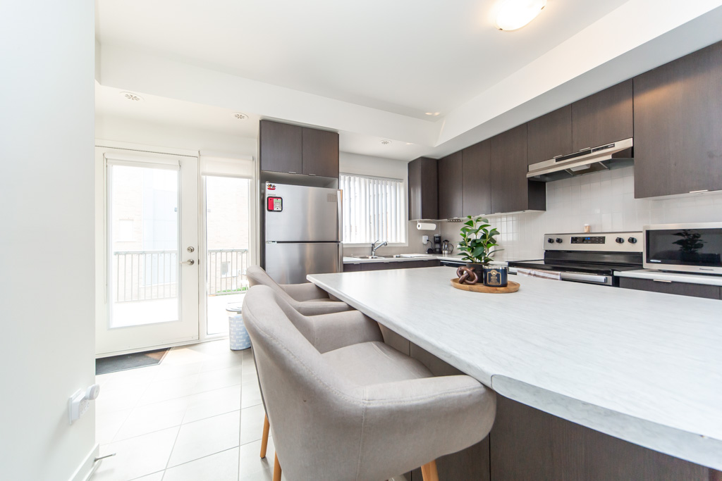 103-1525-kingston-rd-pickering-25