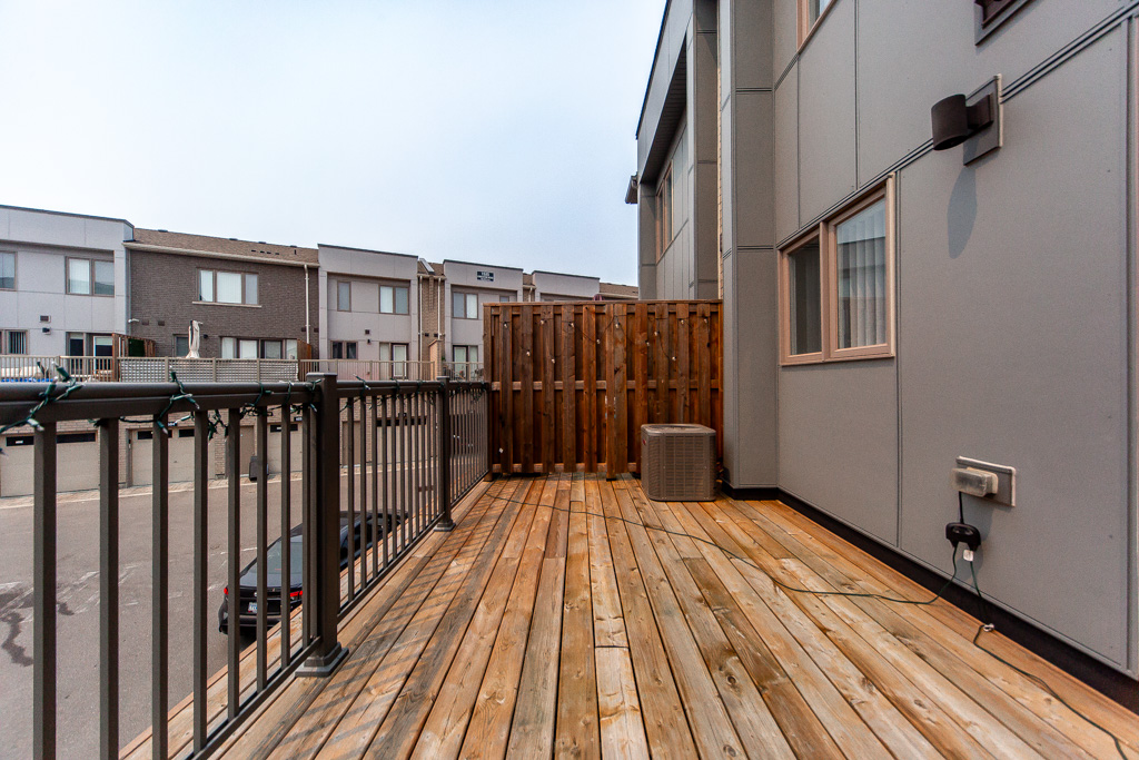 103-1525-kingston-rd-pickering-47