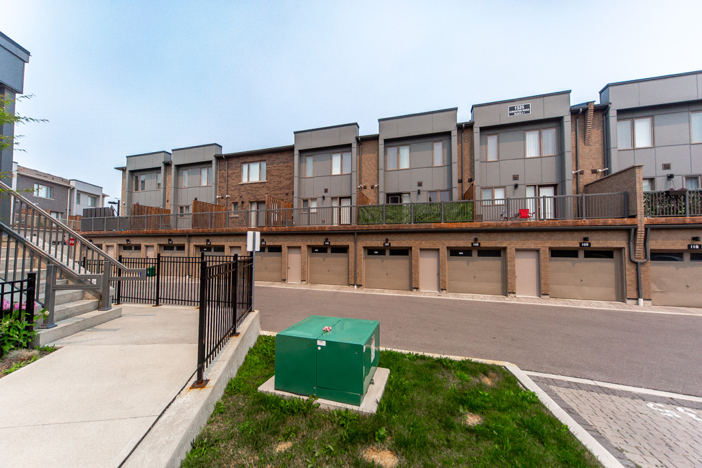 103-1525-kingston-rd-pickering-50