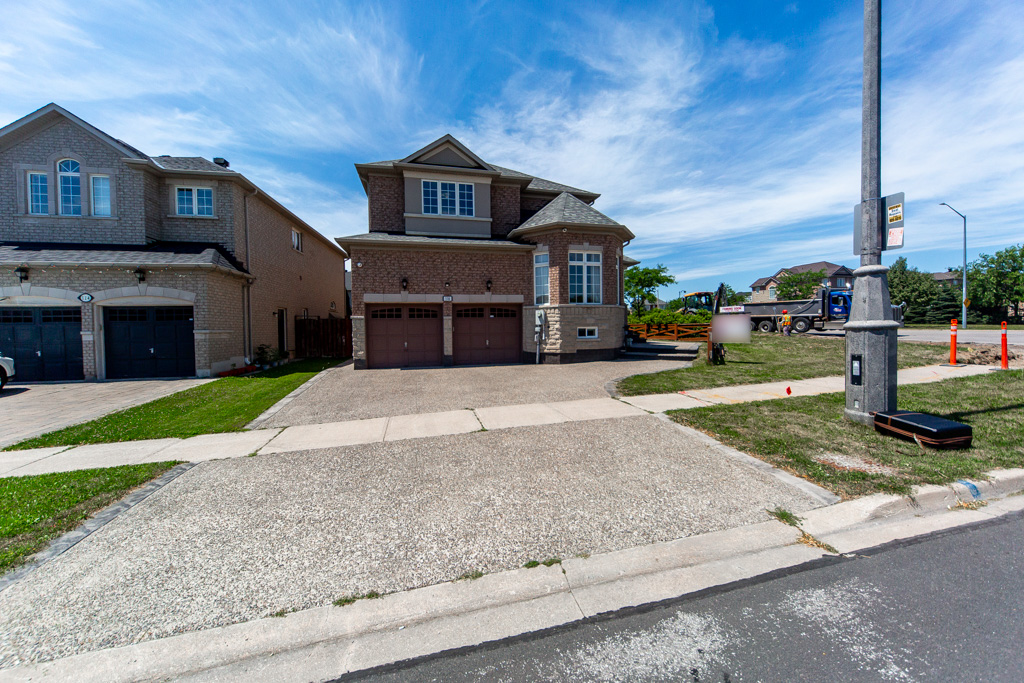 116-riverwalk-dr-markham-1
