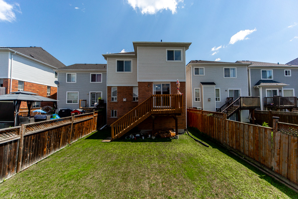 1700-spencely-dr-oshawa-54