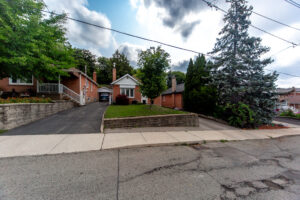 569-mcroberts-ave-york-2