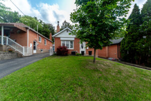 569-mcroberts-ave-york-3
