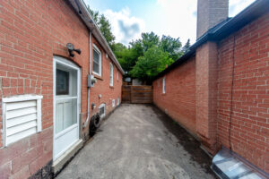 569-mcroberts-ave-york-34