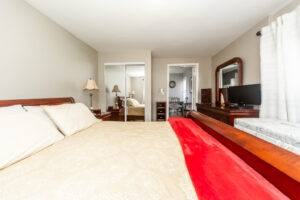77-brandon-ave-toronto-15