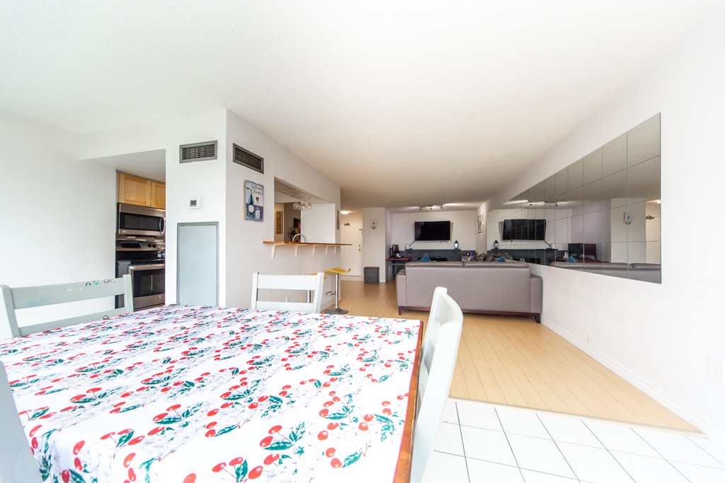 1111-1-rowntree-rd-etobicoke-18