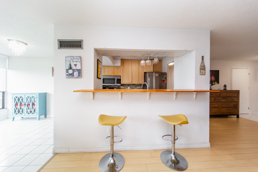 1111-1-rowntree-rd-etobicoke-20