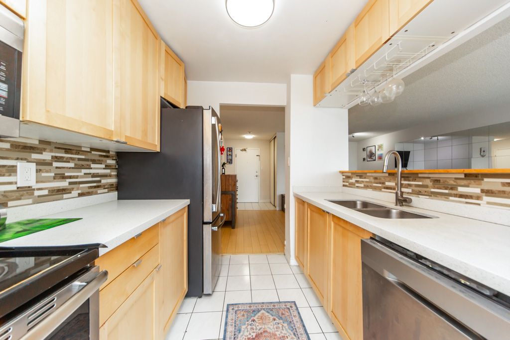1111-1-rowntree-rd-etobicoke-22