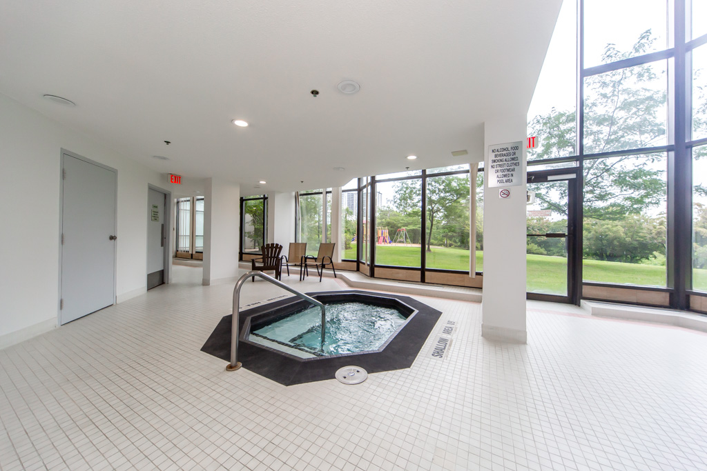 1111-1-rowntree-rd-etobicoke-44