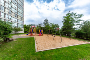 1111-1-rowntree-rd-etobicoke-49