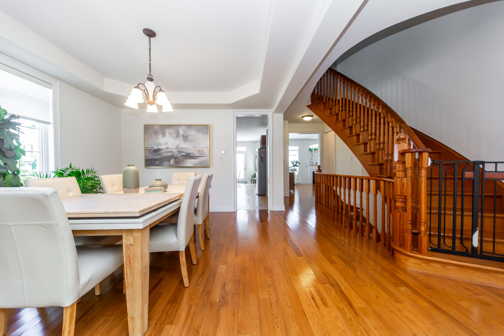 2304-canterbury-cres-pickering-15