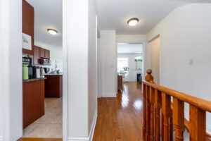 2304-canterbury-cres-pickering-17