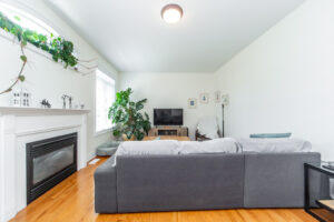 2304-canterbury-cres-pickering-19